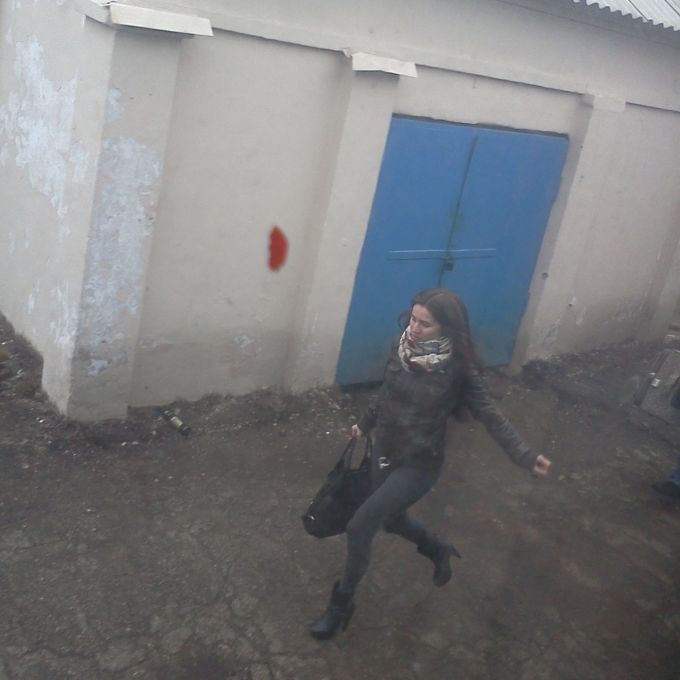 Devushka goluboi sosnogorsk.jpg